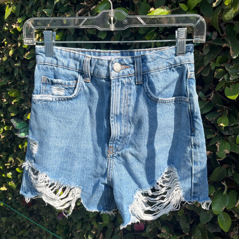 🩵 Zara Denim Shorts 🩵
